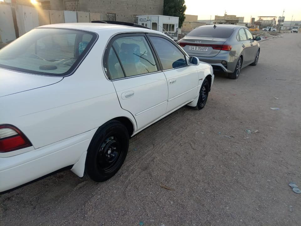 السلام عليكم كورلا موديل 1994 مكينه لا تبخير ولا تنقيص كير نضيف السياره تعمير جديد سنويه ل 26 بيها ضربه بسيطه يم لايت السعر 50 وبيها مجال العنوان البصره ابو الخصيب حمدان مكلف بالنشر رقم صاحب السياره 
0771 259 3902
