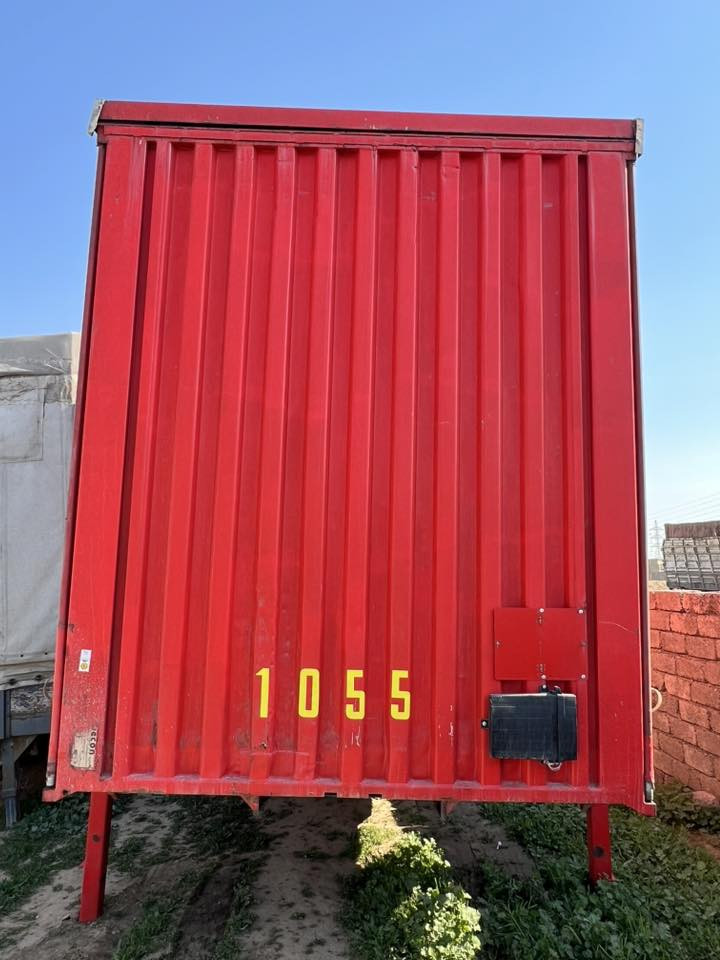 السلام عليكم اقرأ تفاصيل واتصل ❤️✅
بودي اكتروس وحش موديل 2019 
طول 7.80 متر ارتفاع 3.10 متر نظيفه 100‎%‎
‏سقف حاوية صدريه حاويه￼￼ رقم الهاتف قحطان معرض 
*********** كورك *********** اسيا 
معرض ابو قحطان واولاده العنوان موصل برطله سهل نينوى 
❤️✅￼
