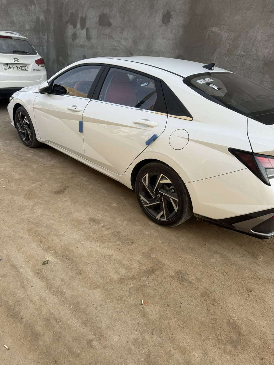 لسلام عليكم النترا ٢٥ ماشية ١٦ ألف بيها ملاحظة بسيطة كلش السعر خاص للأستفسار الاتصال على الرقم ***********
