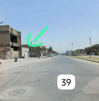 بيت للبيع  قاطين  بناء قديم   موقع البيت جدآ مميز  قطاع 39 ركن شارع ست...