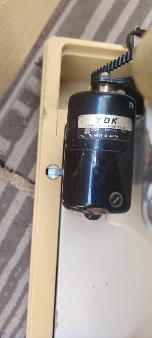 مكينة خياطة نوعية براذر باسستر ياباني باب الأول شرط الشغل والنظافة هي والجنطة وياه تخيط 10 نقشات وبيت الدكم كلها بلادي حتى الدواسة والماطور ياباني


**إذا كنت صاحب هذا الإعلان وتريد حذفه لأي سبب، رجاءا أرسل رسالة إلى الدعم الفني**