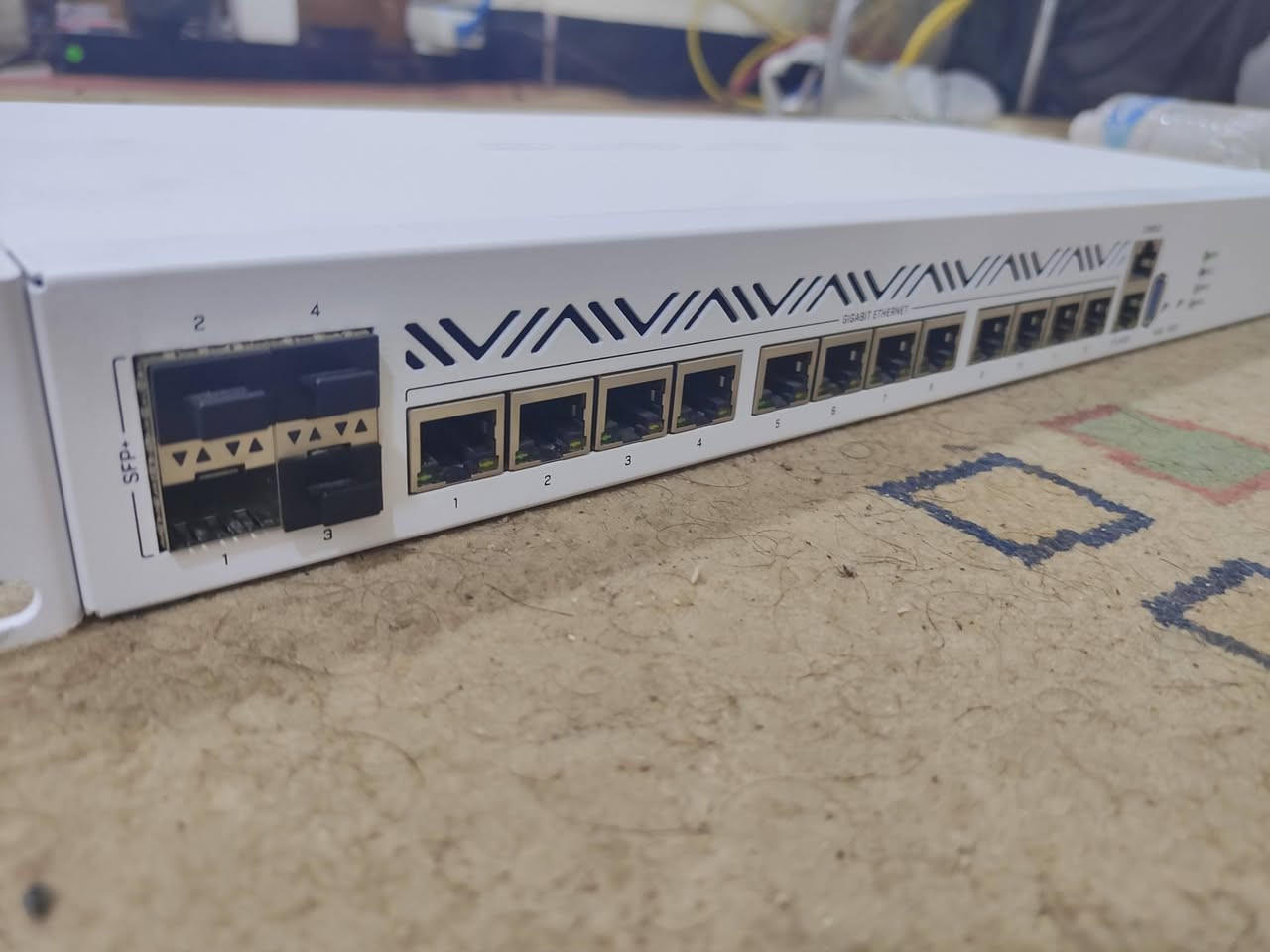 السلام عليكم متوفر غراض مستعمل للبيع نظيف

سويج مايكروتك مستعمل شهر ونص2116 بلص
سعره 1225

سويج مايكروتك 1009 مستعمل 6 اشهر سعره 525 الف

دش ميموسا 30 ديبي كامل مع اسميات عدد 2 سعر قطعه
 65الف

ايرفايبر 24 العادي تك  سعره 500 الف  بدون محوله مكفول من تصليح

ميديا كونفكيتر نوع مورل أصلية تتحمل درجات حراره وترفك عالي  سعر 55 الف

بدالة ضوئي جيبون هواوي مستعمله 7 اشهر سعر 850 الف

متوفر توصيل الى كافة أنحاء العراق
عبدالله 
***********
*********** 
مع ضمان 3 ايام بل قطع
علما الأجهزة جدا نظيفه
