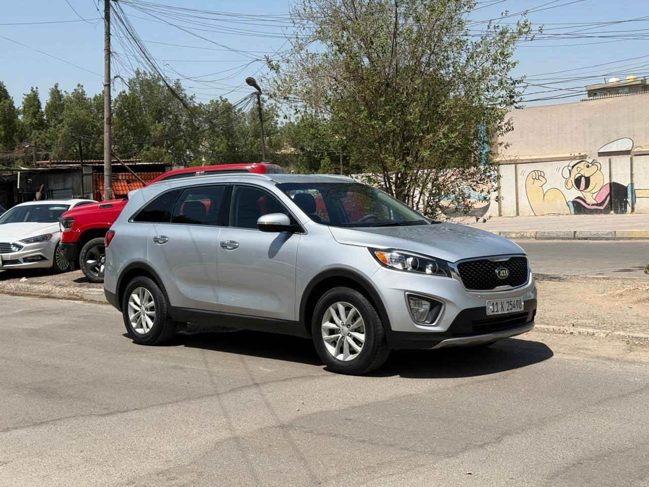 سورنتو 2016 امريكي ماشيه 110 سبعه راكب حادثها جزء من الدعاميه الاماميه فقط محرك 2400 مجفت جديد السياره جاهزه من كلشي وجديده رقم بغداد السعر 164 ***********
