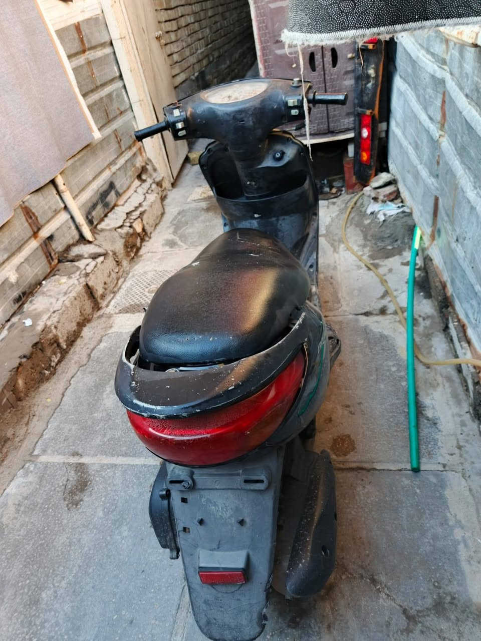 سلام عليكم شباب دراجه نضيفه اي نقص ما بيه سعر 550 حته لو مراوس بكير ***********
