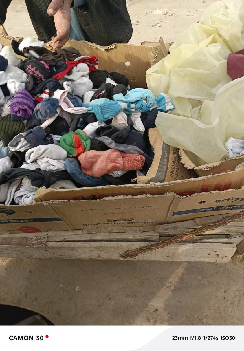 السلام عليكم هذا الحجي بشارع السوداني يبيع جواريب ٤ بالف تعاملة حلو وخطية شكد كاعد محد عليه اعتبروهة صدقه واخذوا منه والكم الاجر  الف ماياثر يدفع عنكم بلاء


**إذا كنت صاحب هذا الإعلان وتريد حذفه لأي سبب، رجاءا أرسل رسالة إلى الدعم الفني**