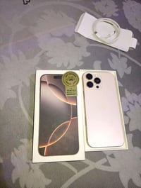 آيفون ١٦ برو ماكس • ٢٥٦ • بطاريه ٩٠