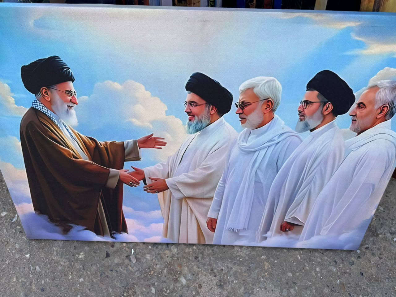 جمله فقط العنوان وزيريه خلف البازيخانه محلات مالك دراجي ***********
