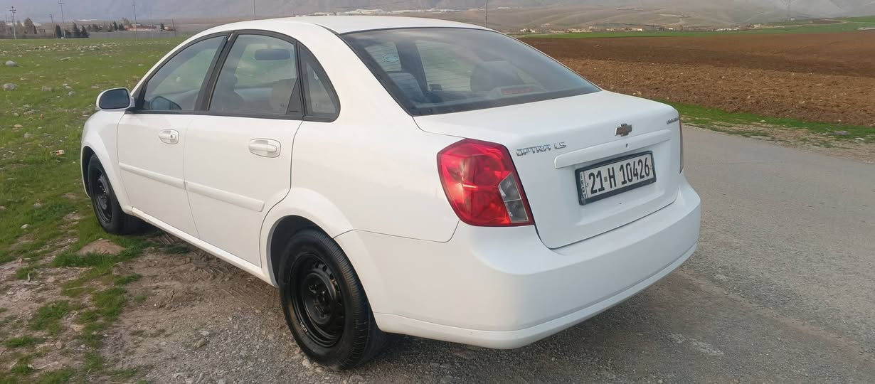 ***********....***********اۆپترا مۆدیل ۲۰۱۳ اۆتۆماتیک .سە نە وی تازە گیڕو مە کینە ی بە شە رت .  ۳  پارچە ی پیشی بۆیاخه لای سە کنی یە ک بست گرتووە . سە قفی لای ناو چاوە نە کە ی شە بۆلی هە یە سعری٦۹ گە ڵاو معامە لە یە کی کە م السليمانية, العراق
