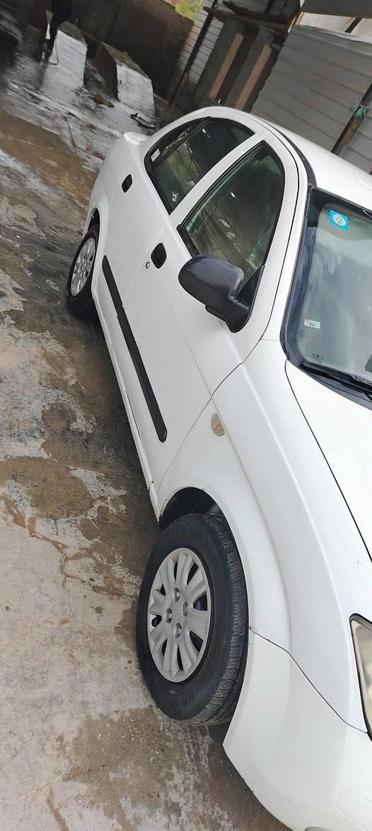 السلام عليكم تايبه للبيع ٢٠١٣سيارة بلاديه مكفوله من صبغ وتبديل ومن اي شي محرك كير حداديه جديدة رقم بغداد بسمي تحويل ثاني يوم سيارة ترايك للبصرة سيارة جديدة مامخلي بيهة نقص برغي من داعمية للداعميه مكانهة كربلاء المقدسة سعر على خاص الاستفسار على رقم تالي ***********
