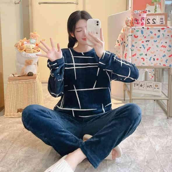 احلا واجمل الموديلات يمنااا 🥰🌸
خامه درجة اولى 🔥🌸👌🏻

جميع القياسات متوفره 🧚🏻‍♀👌🏻

للحجز واتساب 💬 ***********
