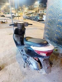 دراجة بريز للبيع دراجة نظيفة العنوان بغداد السعر 400 وبيها مجال للأستف...