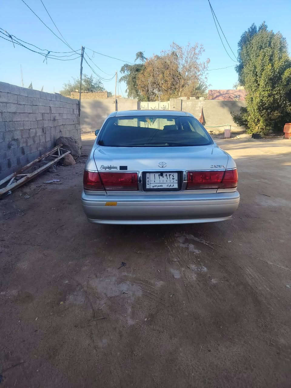 سلام عليكم  
ملكه البيع او مراوس 
دكمتين كرستال اصل 
مكينه ديفور صغير 
مكفوله من الكص ونقل والصوليات 
مكفولة مكينه وكير كهربائيات كله شغاله واحداديه 
العنوان النجف الاشرف 
السعر 118 
رقم ***********
