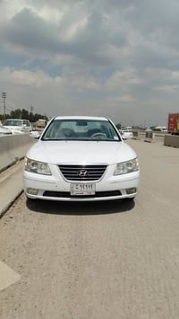 سوناتا للبيع موديل 2011 خليجي  محرك 2000 دوش المرغوب  رقم بغداد   تبري...