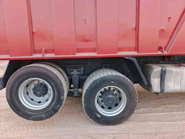 لبيع اكتروز سحال موديل ٢٠٠٠تخم تاير باج بطن محرك معمر جديد گير كهربائي سيارة جاهزه للعمل الرقم أربيل بأسم شركة السعر ١٧٥بيه مجال بسيط تبريد شغال مكاني ميسان الاتصال ***********
