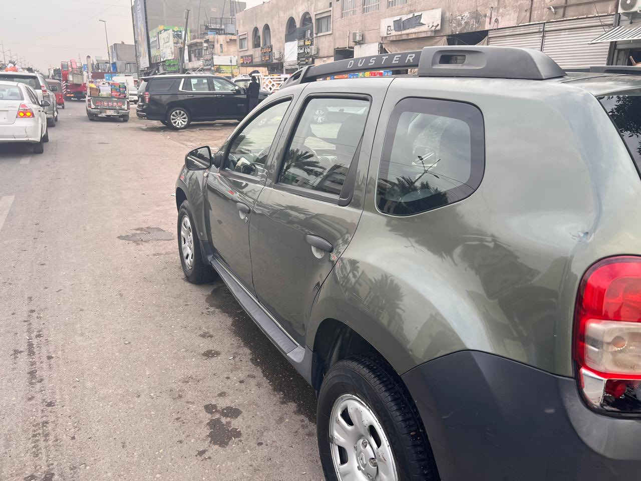 سلام عليكم
رينو دايستر 
مديل 2016 
كير جديد من الشركه 
بدون صبغ 
بيها ملاحظات صغيره 
السعر  85 وبيها مجال
 للاتصال  /  ***********
