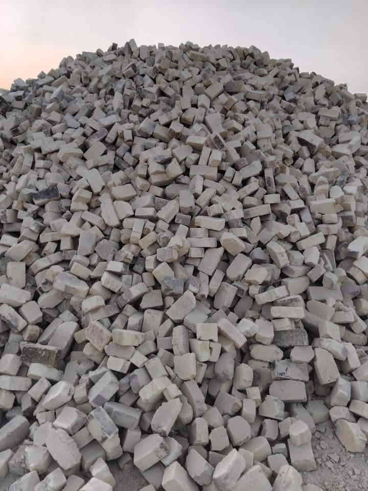 كسر للبيع بسعار مناسبه اغلبيته طابوك سالم وتليثي
 حمل فول توصيل العماره اقضيه ونواحي *********** المجر الكعبي
