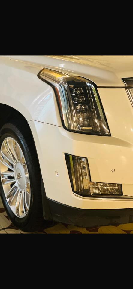 سلام عليكم كاديلاك 2018  مكفوله ماشيه 100 الف رقم اربيل للبيع سعر مناسب ***********
