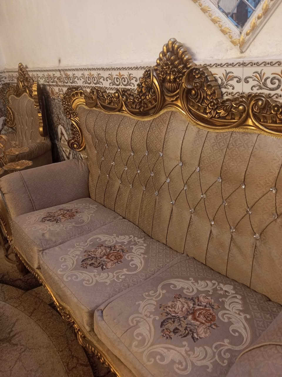 تخم زان ايراني عشر مقاعد تكمه ماينشال مابي اي ضرر نظيف لسعر 450بي مجال بسيط مكان مشتل شارع لمطبك *********** بغداد, العراق
