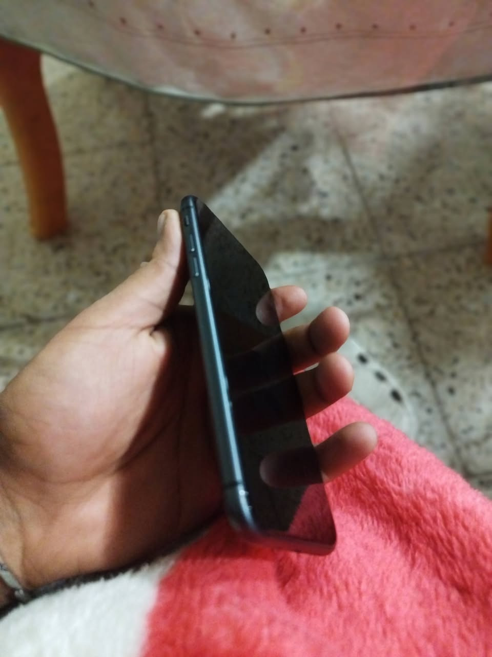 📱 للبيع: آيفون 11
البطارية: 73%
الجهاز نظيف ويشتغل تمام
السعر: 225 دولار وقابل للتفاوض البسيط
الموقع: كركوك – دوميز
شرط الفحص: الفحص متوفر وكلشي واضح قدامك
الجهاز استعمال شخصي، واللي جاد بالشراء يتواصل خاص.


**إذا كنت صاحب هذا الإعلان وتريد حذفه لأي سبب، رجاءا أرسل رسالة إلى الدعم الفني**