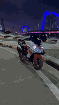 سلام عليكم تي ماكس 2011
دراجه خمسينيه 
دشبول ابيض ختم 
شلعه ومعدل الدراجه احلى من صوره مكفوله كلجات محرك 

مكان بغداد الحسينيه
***********
