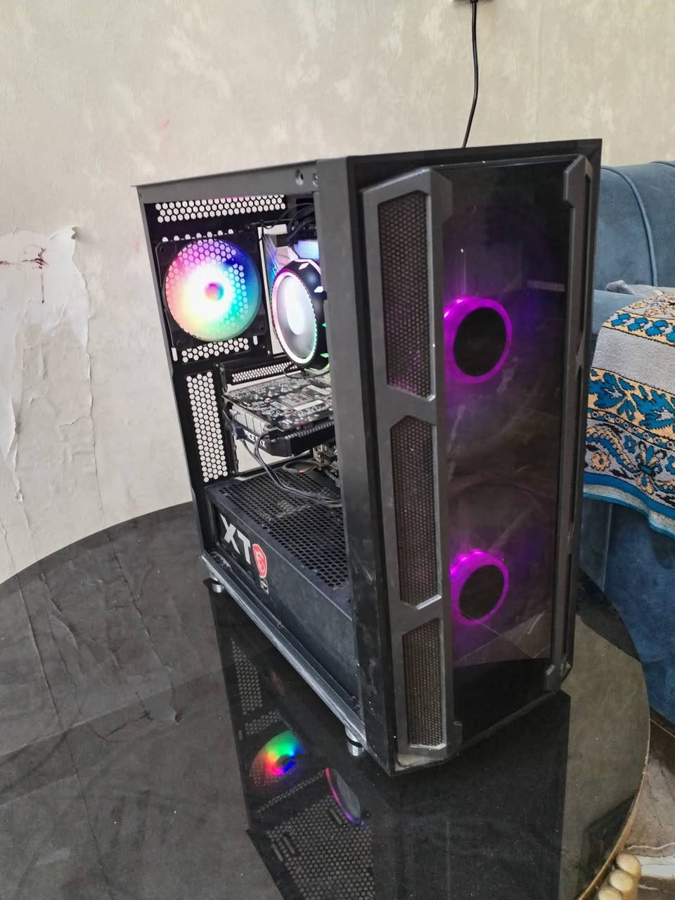 الكيس البيع السعر 400 قفل
ترده بدون كارت ابيع وينزل من سعره
الكارت GTX 1650 Super
المعلج i5 10600 
الرمات 16 تردد 3200
المذر نوعيه راقيه H590 برو
الهارد 512  m2
البور 650  واط
الكيس شرط الفحص
يوجد توصيل
راسلني واساب
***********.
