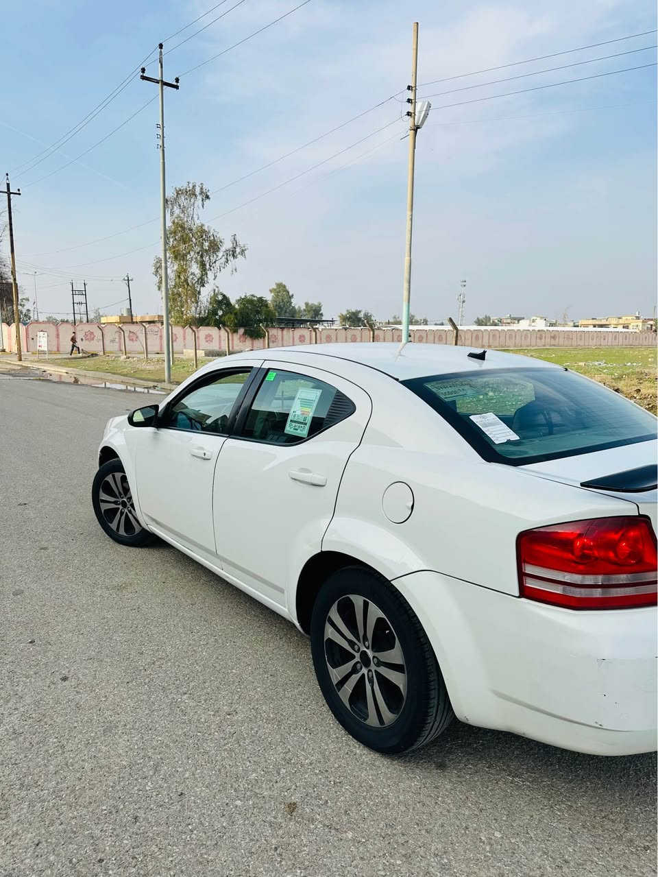 للبيع دوج افنجر SXT موديل 2008كيرمحرك تبريد بشرط صدر تيرات باتري جديد محرك حجم 24 بي تفتر بنزين ⛽️ المرغوب سيارة  ترف ضبغ بدون ضربه السيارة على وضع شركة  على ايد شخص سنويه جديد لحد 2027 شرط تحويل السيارة مواصفاته معروفه افنجر السعر 68 وبي مجال العنوان كركوك الواسطي *********** كركوك, العراق
