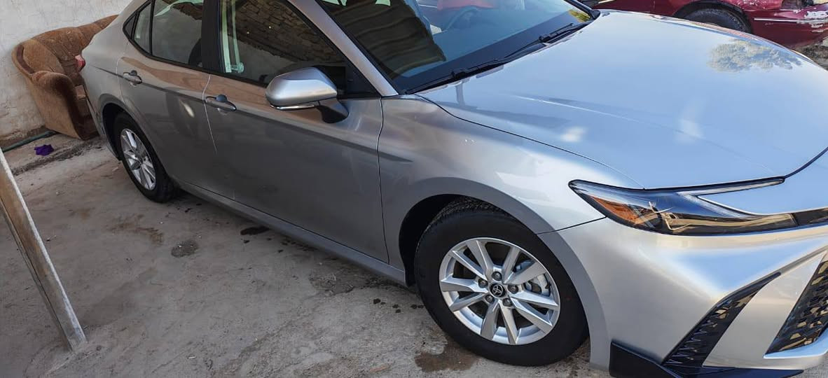 االسلام عليكم 
كامري هايبرد
2025 دخول جديد 
مكينه2.500 بانزين و هايبرد HEV  تترقم كل محافضات
فئة ال Le ماشيه 16 الف ميل 
حساسات
تحكم ستيرن جهتين
رادار امامي
رادار جانبي
قياده ذاتيه
كروز سرعه
مانع انزلاق
مانع تصادم
حساسات ضغط الاطارات
بك لايت لد   LED
لايت زنون امامي بلادي LED
ويل 18
محدد مسار
تصحيح مسار
حساسات ستيرن التنبيه  
مودEV
اوتو هولد
 بصمه
3أنظمة قياده ECO / Normal / Sport 
قطعتين تبريد
سايد بريك بصمه
نضامGBS + خرائط
اوامر صوتيه وتسجيل صوتي
كامره خلفيه
منافذ تايب سي 
شحن لاسلكي 
وبعد بيها مواصفات معروفه
تحويل ثاني يوم 
سعر200 مجال شي بسيط
مكانها  صلاح الدين سامراء 
‏  التواصل عبر الاتصال فقط ووتساب *********** 
ضرر صبغ بنيد وجاملغ فقط وتصليح درجه اولئ شرط بجم كبس 
ورقم الشاصي مرفق بل الصور
