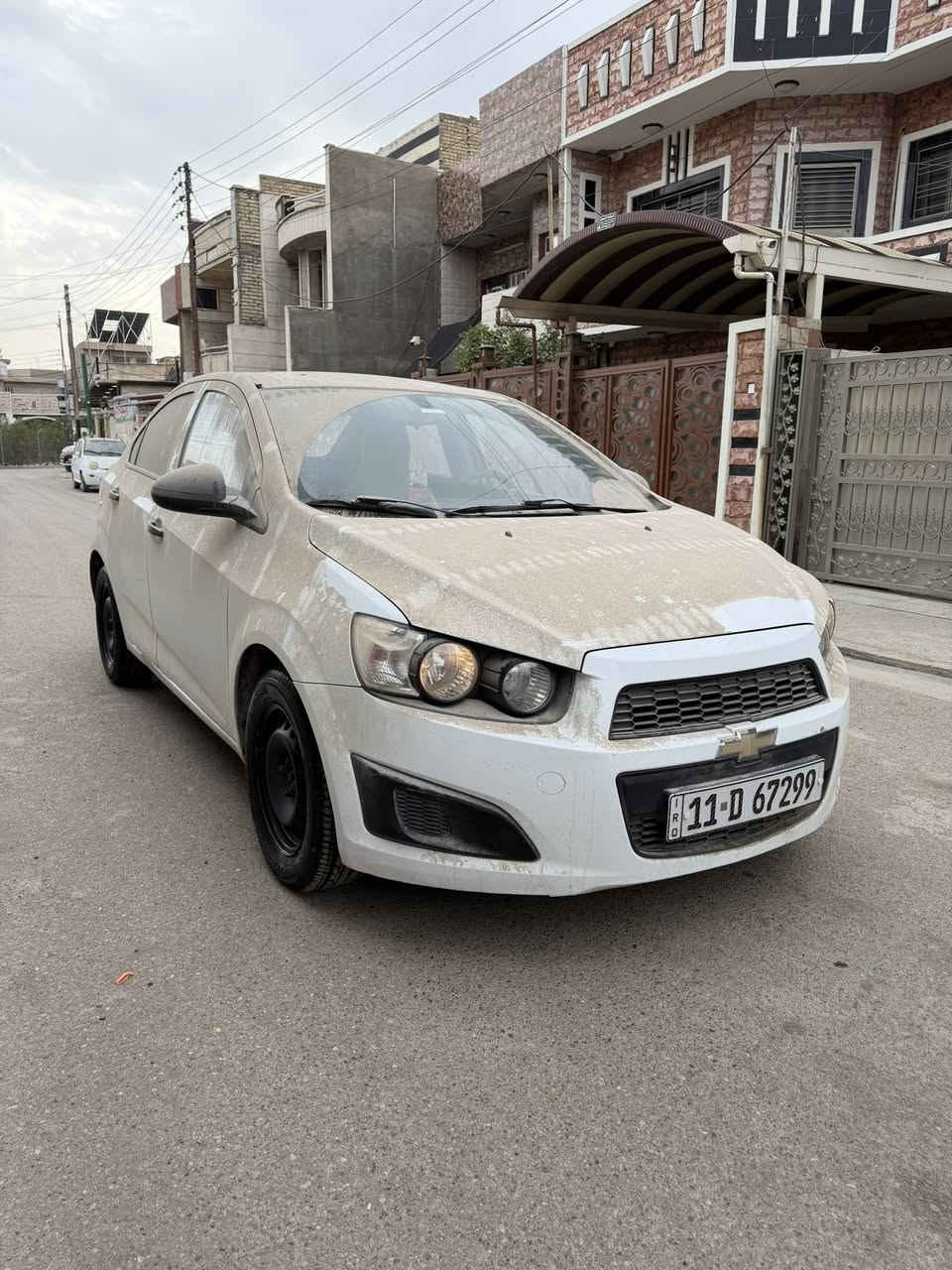 السلام وعليكم شوفر سونك 2012 استلام شركة السيارة ماشية 24 الف كيلو السيارة جديدة جانت مضمومة سبير مانازل مكانهة بغداد حي الاعلام سعرهة 93 ورقة وبيهة مجال 
***********
