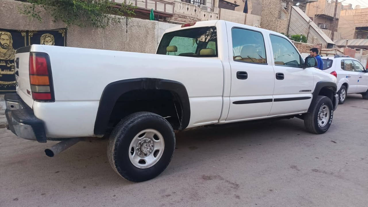 سلام عليكم.  جمسي سيرا 2003 مزاد تترقم بغداد السعر 50 اتصال ***********
