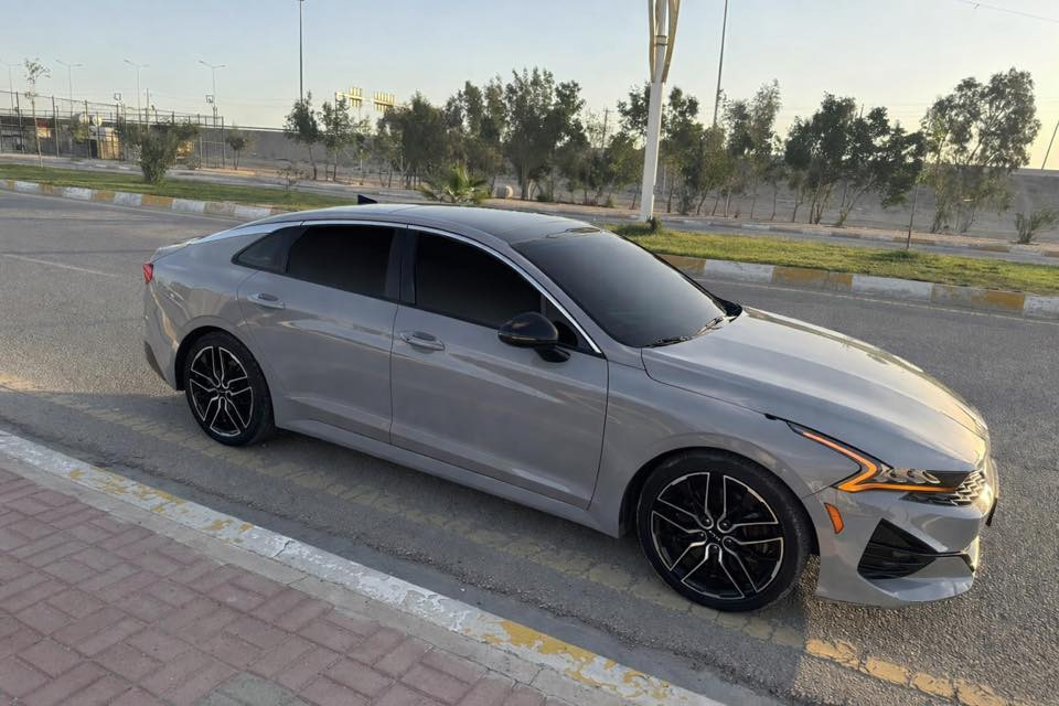 🚗 KIA K5 GT 2500 TURBO–  2023  
أعلى فئة 🚀🚀

لون سياره سمنتي مميز  السيارة شكلها رياضي وفخم.

المواصفات:
٠ رقم بغداد الدولي جديد
• بصمة أبواب + تشغيل عن بعد  
• شاشة كبيرة + داخل جلد ملكي  
• رادار أمامي / جانبي / خلفي  
• بريك طوارئ + حساسات خلفية  
• هاند بريك بصمة  
‏• Auto Hold للتوقف الإلكتروني  
• 4 وضعيات قيادة   
• كزوز رياضي  
• سياقة إلكترونية + تحديد مسار  
• مواصفات GT معروفه عند جنايه
الي سايق كي فايف يعرف قيمته.
٠ حادث سياره قطعه وحده بدون
صبع بدون ايرباك صور امريكا داخل
المنشور تحياتي ؟

💰 السعر: 235 ورقة وبي مجال   

‏📞 ‭٠٧٨١ ٧٨٤ ٣٤١١‬
