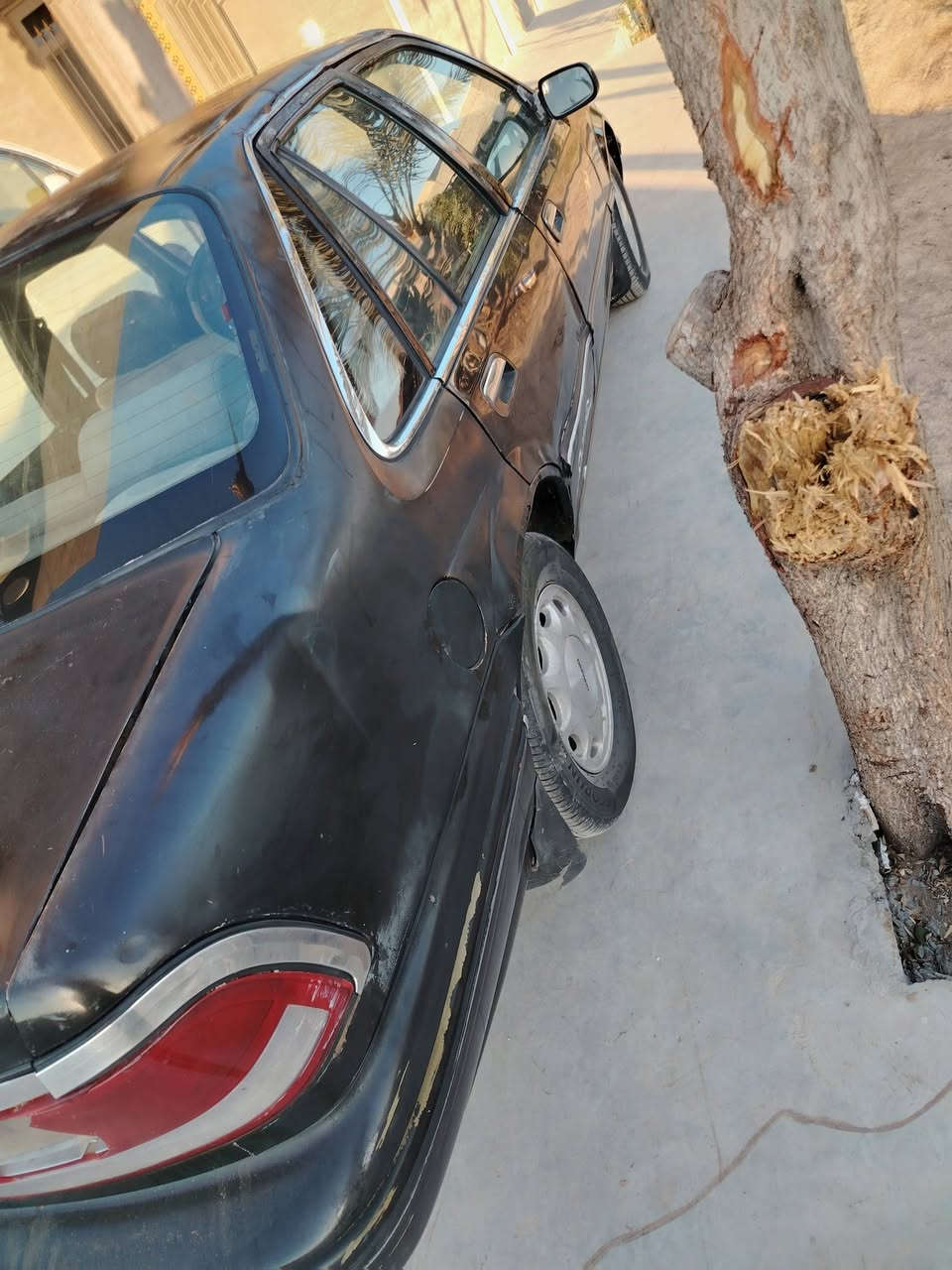 السلام عليكم للبيع برنس موديل ٩٥ بغداد ألماني صدر امامي وخلفي جديد تخم تاير جديد سياره ابلاديه مابيه صبق بس بنيد سنويه ل ٢٧ السعر ٢٤ وبيه مجال بصيط مكان السياره ابو غريب رقم موبايل *********** اخوان مامتواجد عله الفيس بس مخابره
