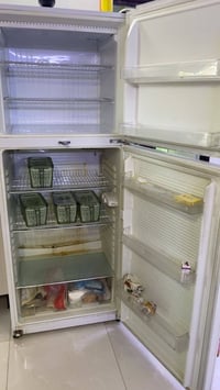 ثلاجة 18 قدم العنوان بغداد الكرخ 07801717717