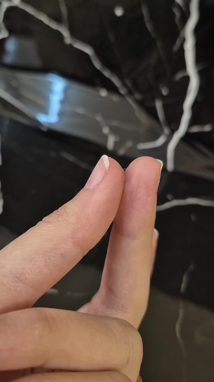 عرض خاص من عروض العيد 
لاصق رموش قطعه ب٣ قطعتين ب٥ 
 اني ماحجي شوفو بالفيديو شلون لزكه قوي والحلو الي بي ميوكع الرموش الاصليه كلش حلو يجنن 
او احلى شي هو لونه ابيض بس من ينشف يصير شفاف ميبين مخليه لاصق اصلا كلش حلو احب هيجي شي 
اكثر وحده تتفاعل تفوز كل خميس وحده تفوز


**إذا كنت صاحب هذا الإعلان وتريد حذفه لأي سبب، رجاءا أرسل رسالة إلى الدعم الفني**