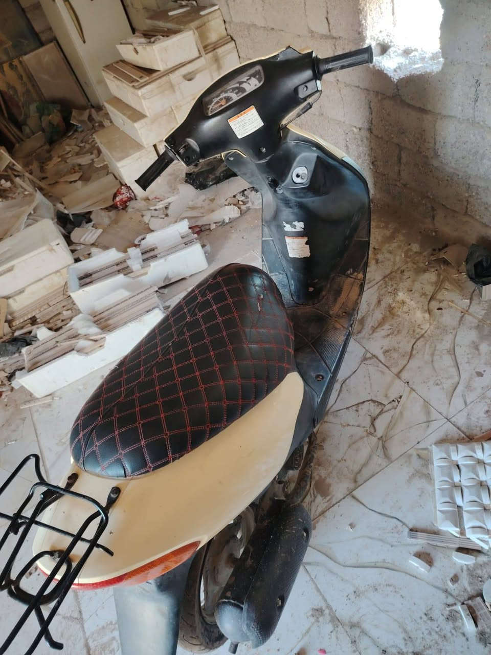 سلام عليكم ذبانه للبيع رياضي
السعر 250 وبي مجال ***********
