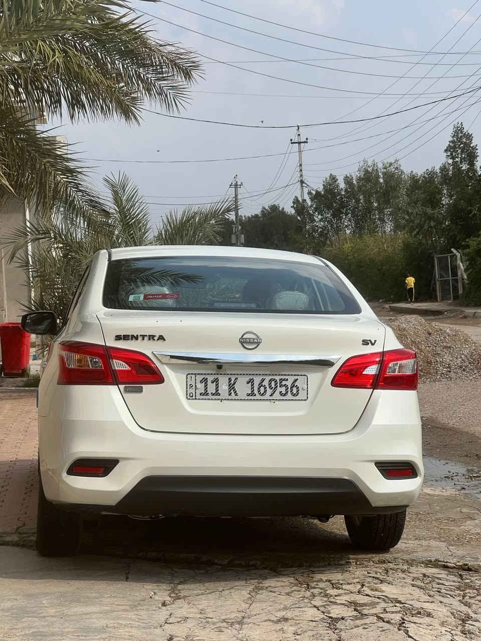 نيسان سنترا 2025 زيرو مماشيه ضمان شركة نيسان السور فول مواصفات العلامة الجديدة رقم بغداد الجديد بأسمي 
تجميع صيني 
مواصفات السيارة 
محرك 1.6 اربعة سلندر 
فتحة سقف 
سويج ريمونت 
تحكم ستيرن 
شاشة وسطية 
كاميرا خلفية 
تبريد خلفي 
جام 4 اوتوماتيك 
تحكم كهربائي للمري
داخل بيجي
بروجكتر امامي 
الشباك الجديد ( العلامة الجديدة ) 
 يدات كروم 
ويلكب كروم 
السعر/135نهايته
الهاتف/***********
بغداد/ قرب بسمايه/ مجمع الاحسان
