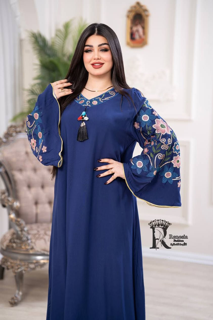 دشداشة كشمير مطاط💖💖
 تطريز ستراس درجة اولى
 دبل كلوش حزام ظهر🌹
⚜️سعر 15 الف ⚜️💕💕
قياسات L XL 2XL 🚕
الدرزن يجي 4 الوان 
ا***********🥰📞🇮🇶

