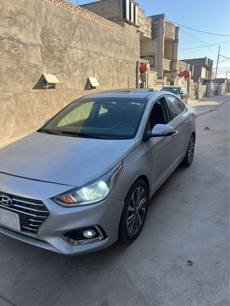 اكسنت موديل 21 
فول مواصفات وارد امريكي 
بصمه
كار بلي
جنطه ذكيه
يدات نيكل
كير اي تي 
حادثها جاملغ وشويه من البنيت
تصليح بمقدمه الشاصي
كلها ماشية 97
 محرك ١٦٠٠ دوش 8 نوزلات 
يعني مو مثل الي بالشارع بلكوة تجر نفسها 
سيارة جديدة كلش مال بيت وعليها ادامة 
112 وبيها مجال بيع فقط
***********
مكان السياره بغداد الدوره 
جماعه الشده رجا لحد يدخلي اترجاكم 
ارفع المنشور بصلات علي محمد بغداد, العراق
