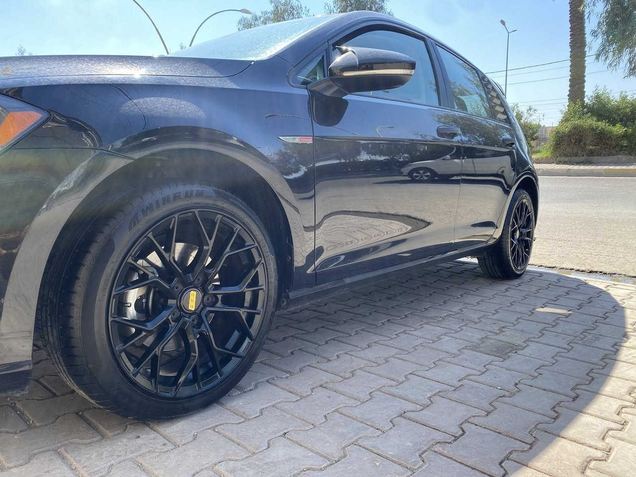 ويل كروم بو فروشتن ته نها ٤ مانگ به ستراوه .bbs ته نها دوو نوقته ى پيوه يه ويله كان .


**إذا كنت صاحب هذا الإعلان وتريد حذفه لأي سبب، رجاءا أرسل رسالة إلى الدعم الفني**