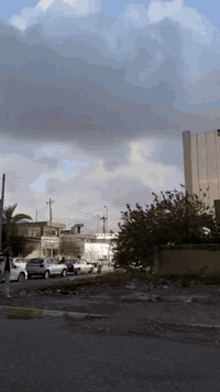 ٣٢٥م+٢٥م • واجهة ٢٠م • نشاط تجاري