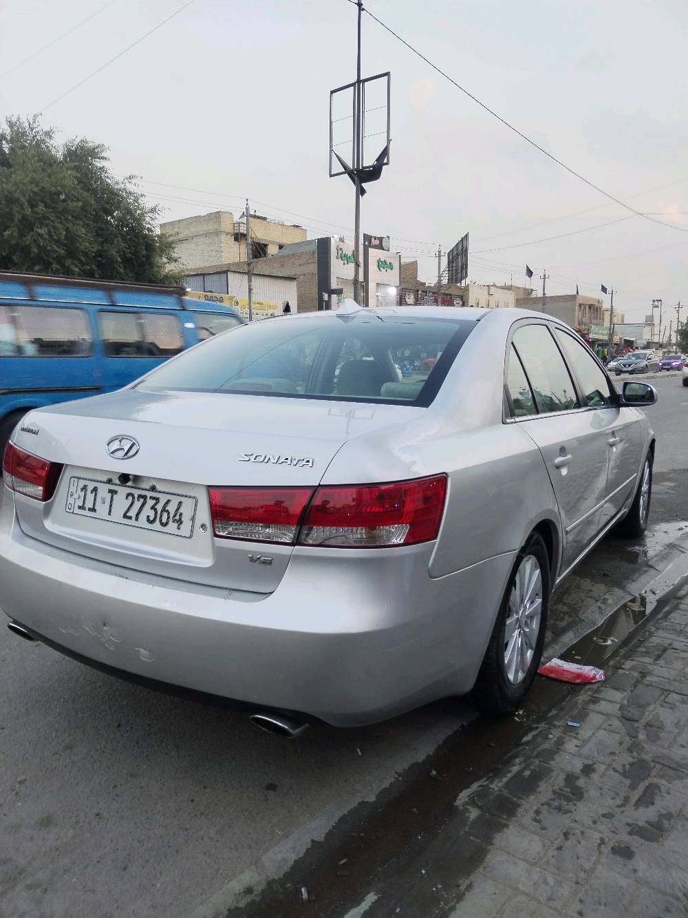 السلام عليكم ✋
SONATAللبيع🚗.....
موديل 2006....... 
وارد امريكي 🇺🇸.......
رقم بغداد دولي بسمي......
مكينه وكير مكفولات.....
3300 V6🚀.......
تحكم ستيرن......
مقاعد قماش........
دبل صالنصه.......
سبير دولي زيرو......
سيارة كلين.....
بس بيه صبغ حزام أثر جراد.......
شاشه اندرويد.....
تبريد ثلج ❄️........
عداد سرعة 260🚀.......
دوسة مختومه من SONATA....
ويل كب اصلي........
صالنصه كروم..........
دشبول جلد.......
سيارة جاهزة......
💰السعر 93 وبيه مجال بسيط.....
📍مكان بغداد حي العامل شارع ٧ نيسان
☎️رقم الهاتف *********** واتس✅
