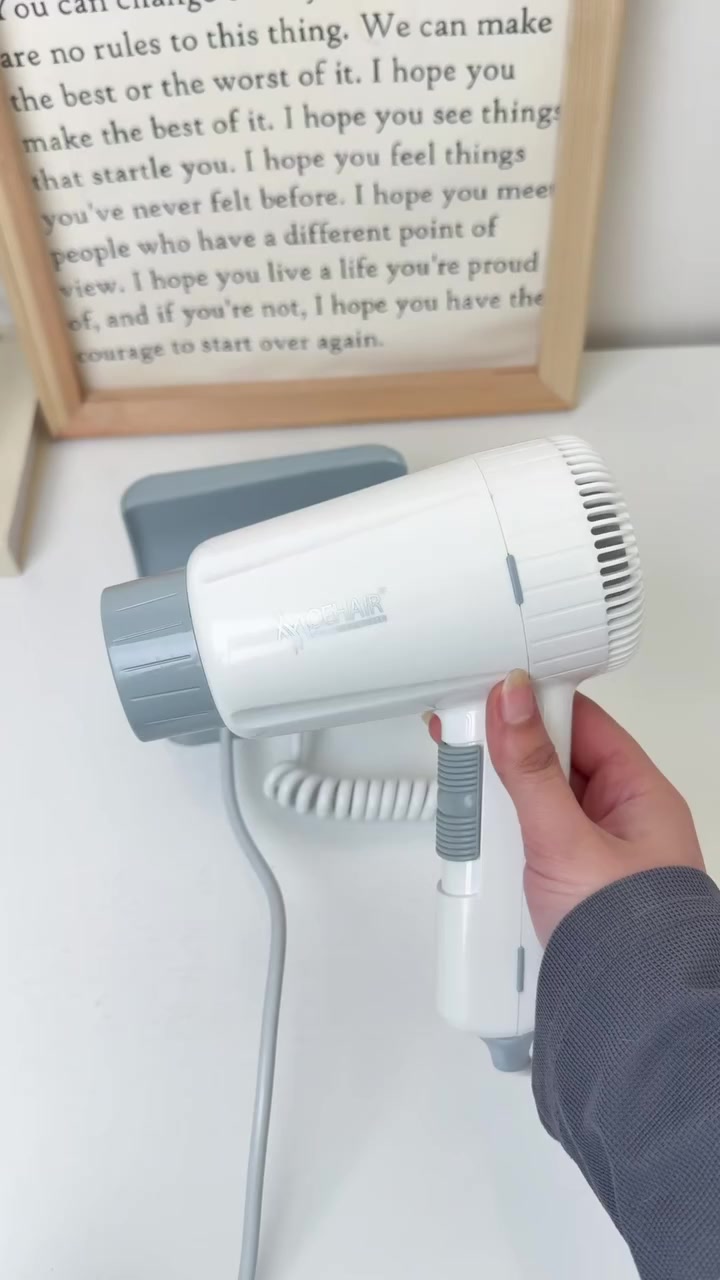 شسوار فندقي جداري MOEHAIR 💨

قوة 2000 واط لتجفيف سريع وفعّال

تصميم جداري عملي يحافظ على الترتيب

آمن للاستخدام اليومي مع حماية من الحرارة

سلك حلزوني مرن بطول يصل إلى 1 متر

مثالي للفنادق، الشقق، والحمّامات

اختيار ذكي للمكان الأنيق ✨

السعر: 22 ألف دينار 

يتوفر توصيل لجميع المحافظات 📦🛵🌐 

للطلب والاستفسار يرجى مراسلتنا على الصفحة 📱

#اكسبلور #تسوق #هاشتاقات_انستقرام_العربية #كماليات #اجهزة_كهربائية


**إذا كنت صاحب هذا الإعلان وتريد حذفه لأي سبب، رجاءا أرسل رسالة إلى الدعم الفني**