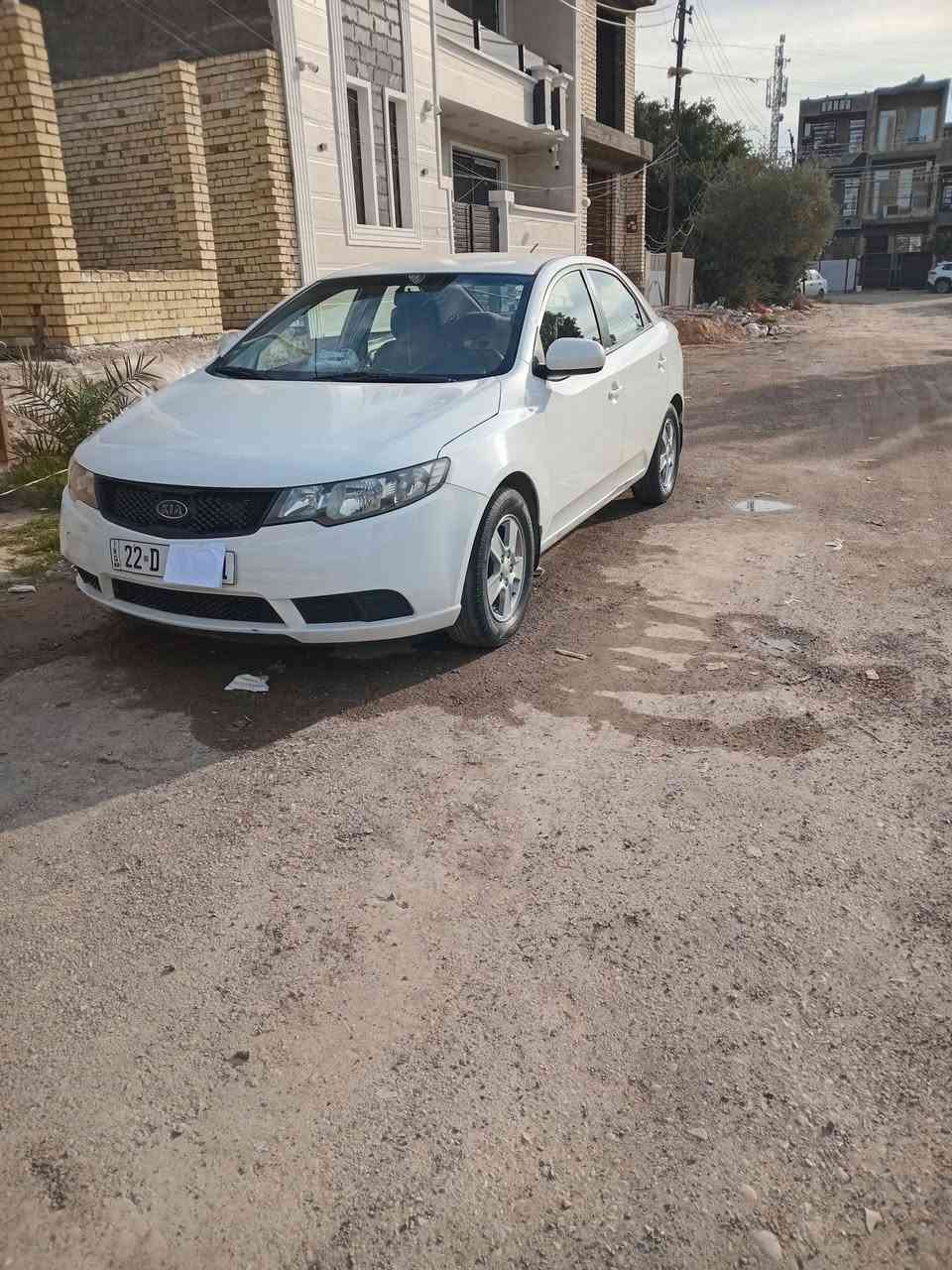 السلام عليكم للبيع سيراتو موديل ٢٠٠٩رقم أربيل انكليزي بأسمي سنوية لل ٢٠٢٩ محرك وكير خير من الله السعر ٨٣ $ وبيهة مجال قليل الهاتف ***********
