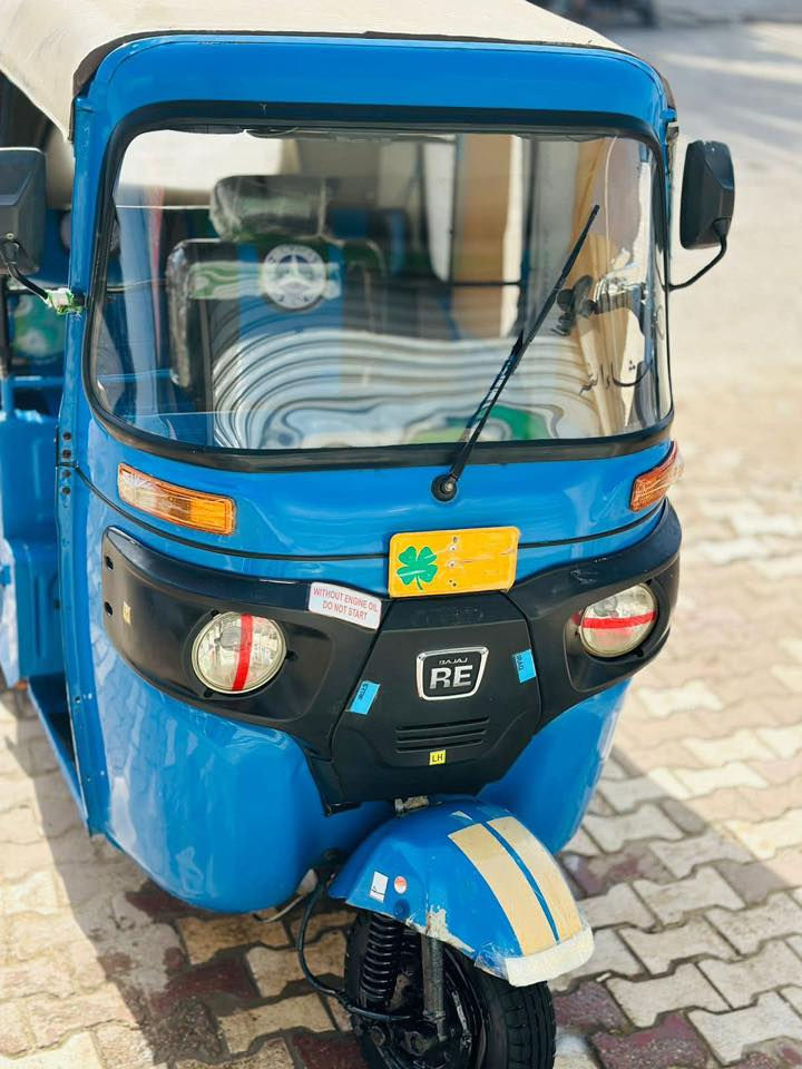 للبيع. 22. شهر. 5. رقم. مدور. مباشر. كفاله عامه كشر ومكينه.   بس. دوس معمر.   مكينه سلفون تخم تاير جبلي. كامله. مكمله. من. كلشي ***********
