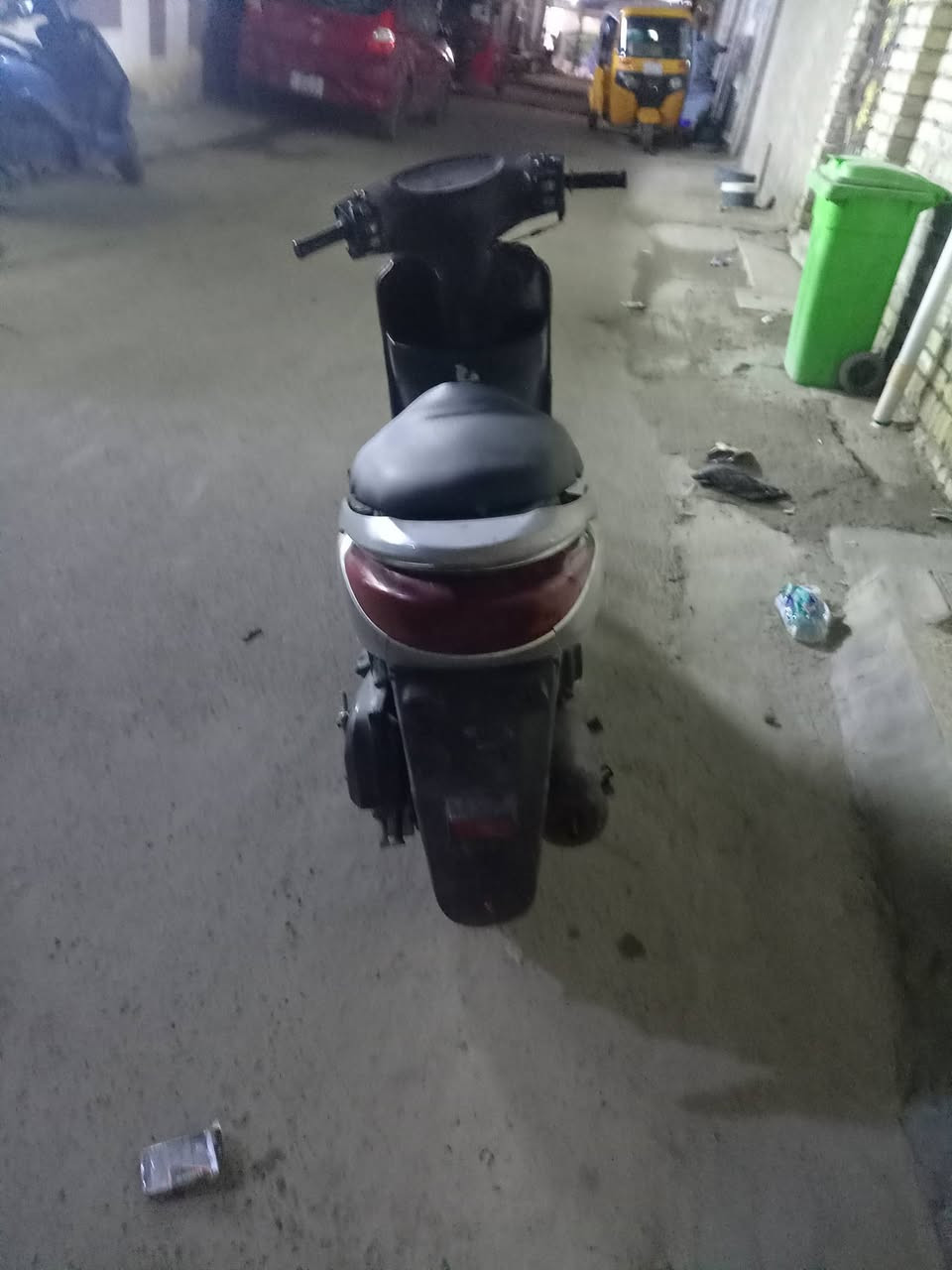 سلام عليكم متاح دراجه بريز ياباني سرعه 140 سلف وهندر الكهربايت شغاله المكينه ناعمه ممفتوحه شلعه ومعدل قفل ستيرن قفل جنطه أوراق كامله سعر ٣٠٠ عنوان مدينة الصدر رقم الهاتف ***********
