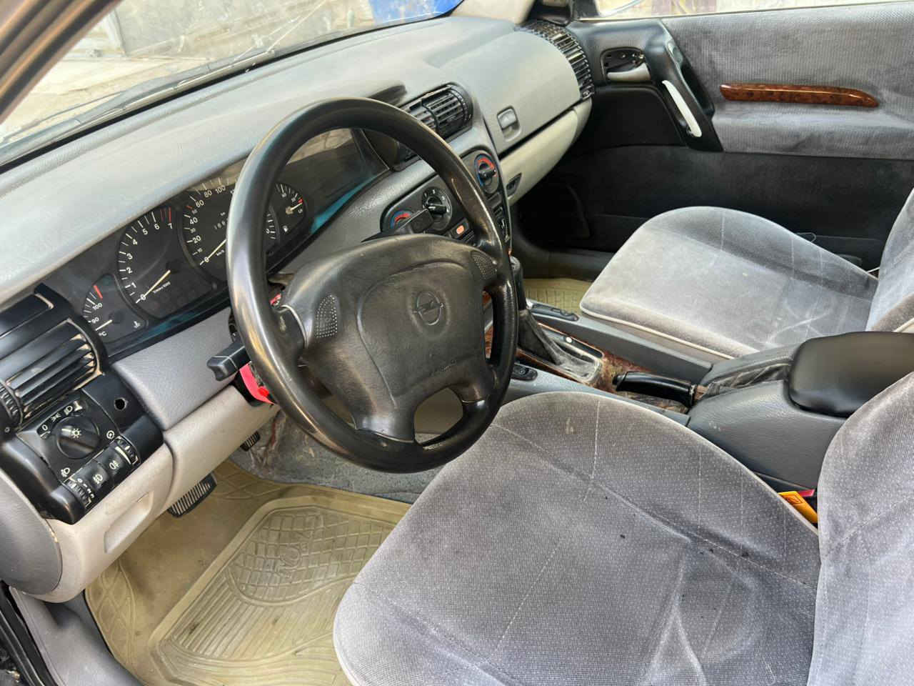 اوبل بزون 1995 رقم انبار  كير اوتماتيك  تخم تاير جديد باتري جديد عنبار جديد كير مجفت جديد وارد خليجي تبريد بلادي بس ميشتغل المحرك ينقص اعتبره كايم رقم اوربي الجديد ب اسمي مشروع وطني يعني تحويل بإي مكان السعر 25 ورقة و بيها مجال الاستفسار الاتصال *********** بغداد, العراق
