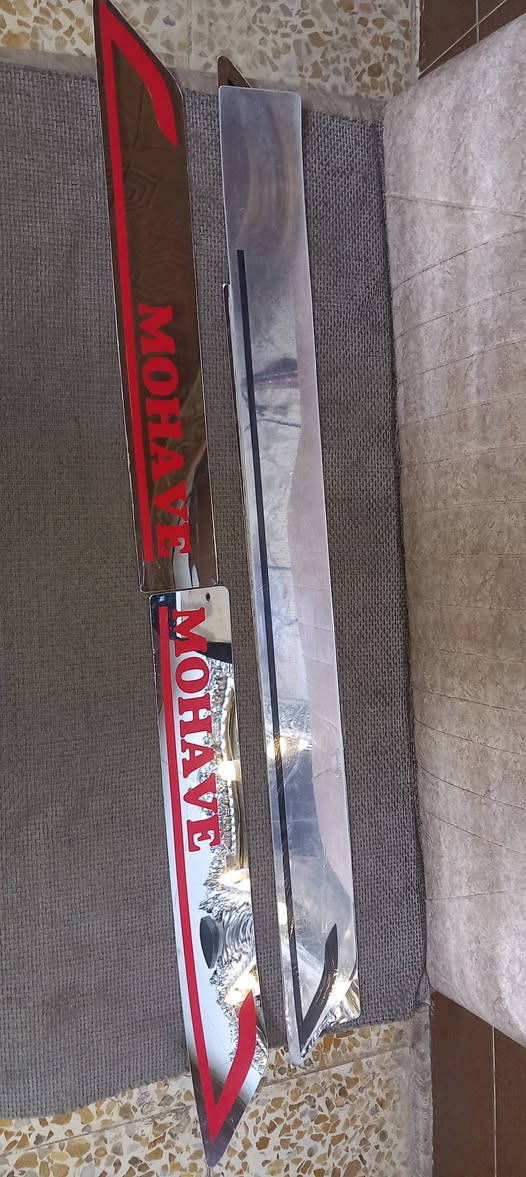 ترايش أبواب كيا موهافي  مصطرة اسفل الأبواب عظم بلاستك اكرلك تايلندي( مراية ) متوفر بأكثر من لون وحسب الطلب فضي ( نيكل مراية ) نيكل ذهبي مع شريط حسب الذوق اريد احمر تريد اسود موجود اتصل واني خادم  وموجود ورق الماني وايظآ ورق صيني كلشي بسعر واكثر من شكل شرفني واني خادمك او الاتصال ***********وات ساب ماسنجر تلكرام
