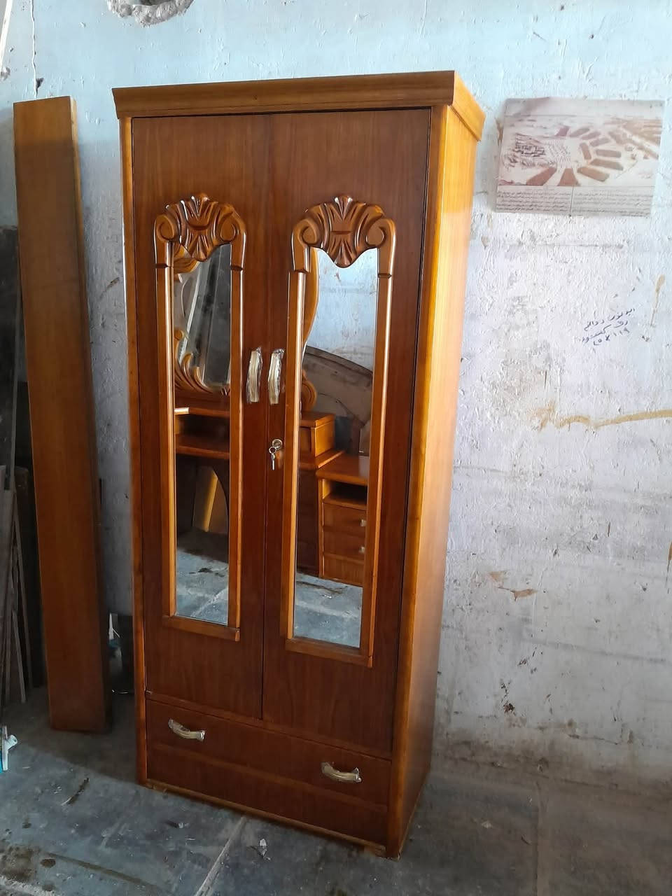غرفه ام ٦ ملحق تفصال داخل وخارج صاج
 سعر ٦٥٠ قفل ٦٠٠
 مكان بغداد شعله واكو توصيل بغداد فقط


**إذا كنت صاحب هذا الإعلان وتريد حذفه لأي سبب، رجاءا أرسل رسالة إلى الدعم الفني**