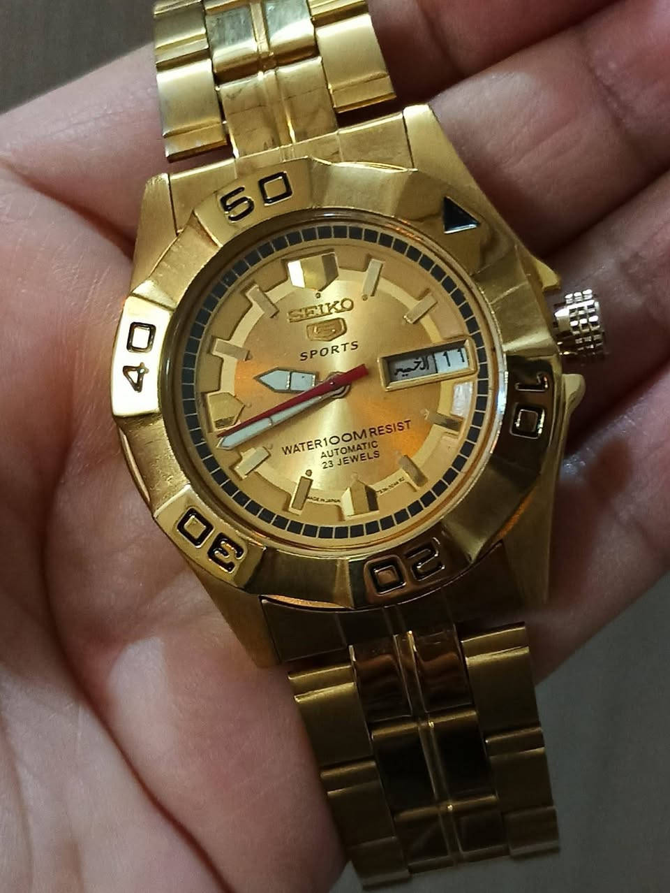 🌹بسم الله ما شاء الله لا قوة إلا بالله🌹 

ساعة(seiko 5 sports)ياباني اوتوماتیك مجدد
ظهر زجاجي مكشوف
نافذه شهري يومي عربی و انکلیزي
رنك متحرك
سير ستنل اصلي
مستعمل نظيفه جدا
قطر 44مع الزمبلك
السعر 80 الف👉👉👉
المكان/ السلیمانیة
يوجد توصيل


**إذا كنت صاحب هذا الإعلان وتريد حذفه لأي سبب، رجاءا أرسل رسالة إلى الدعم الفني**