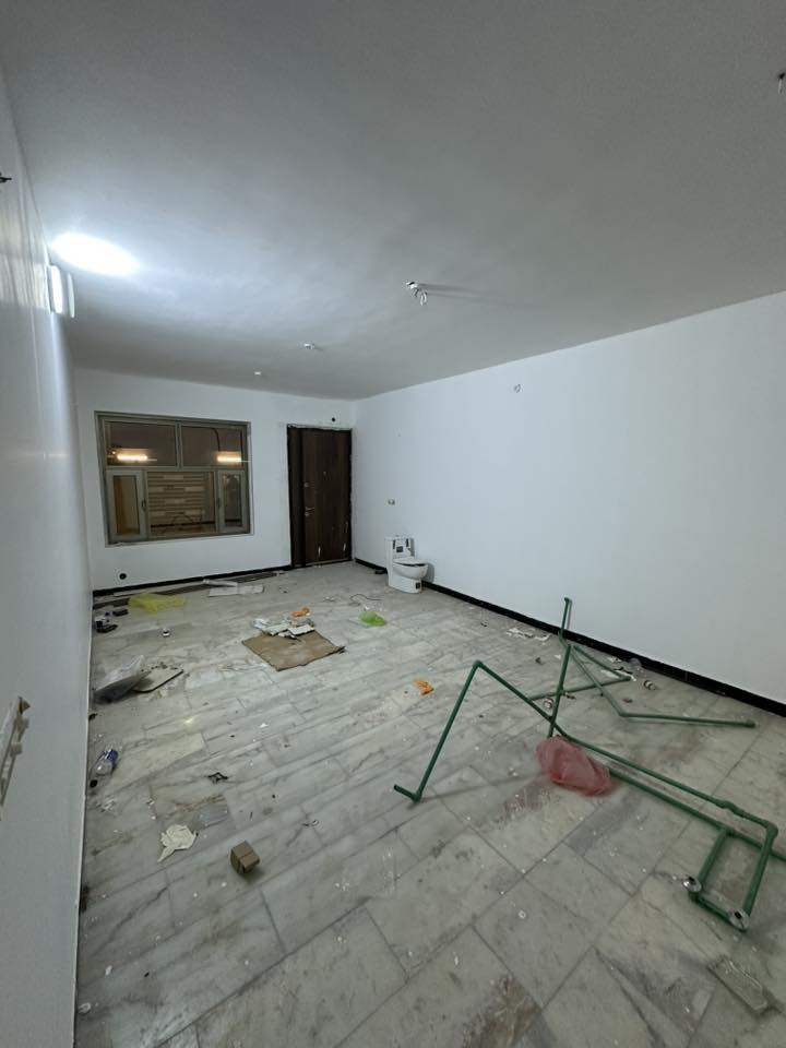 ✨🏡 مكتب حلم عقاري 🏡✨
نحقق حلمك بالعقار المناسب بأفضل الأسعار والمواقع المميزة 

ثلاث وحدات سكنيه للايجار💎

كل وحده تتكون من 
غرفه - صاله - مطبخ - حمام ✅
موقعه السيديه شارع الكويتي 📍

سعر الطابق الارضي: 800 ألف 

سعر الوحدات الاخرى:  500 الف 

تتواجد عند مكتب حلم عقاري 
الموقع : السيديه - الضباط - شارع الكويتي 📍
للتواصل والاستفسار ***********
