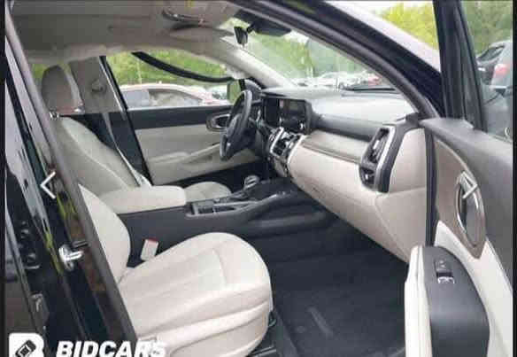 ارخص سورنتو 🔥
للبيع كيا سورنتو 2023 وارد امريكي🚘🚘
٤سلندر رقمها بغداد
ماشية 12 الف 
لون اسود

السعر علق بكلمة تم ويوصلك السعر بثواني🤖🤖

المواصفات
سقف بانورامي.
مقاعد جلدية، كهربائية، مع تدفئة وتبريد في الفئات العليا.
شاشة لمس كبيرة مع نظام صوتي من Bose في الفئات العليا.
نظام شحن لاسلكي للهاتف.
المواصفات الخارجية:
كاميرات عدد 5 في الفئات الأعلى.
أضواء زينون وعدسات عالية واطئة.
بريدات في الأبواب بلادية وحماية للصالون.
نظام الأمان:
رادار أمامي وخلفي وجانبي.
نظام تحديد المسار وقيادة ذاتية.
نظام التوقف الذاتي التلقائي.
تنبيه عند الخروج من المسار

للاتصال
***********

لعرض سيارتك راسلنا خاص✅
